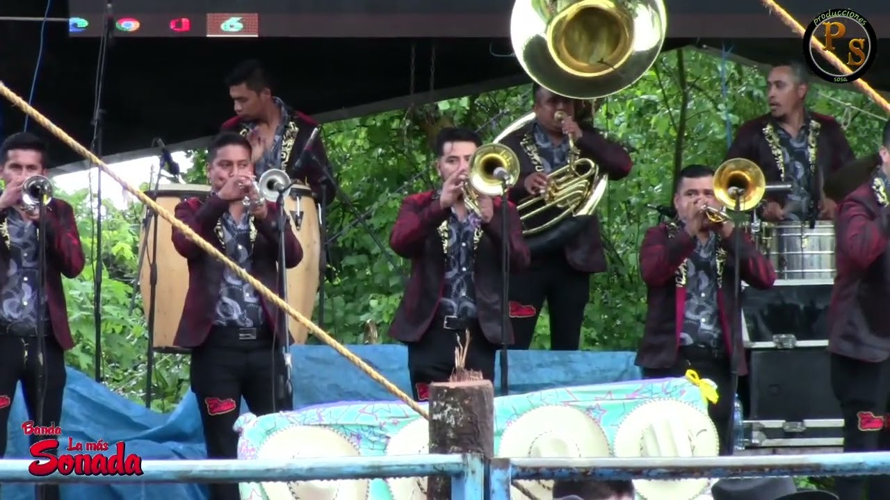 BANDA LA MAS SONADA DEL MERITO SAN JUAN TUMBIO MICHOACAN