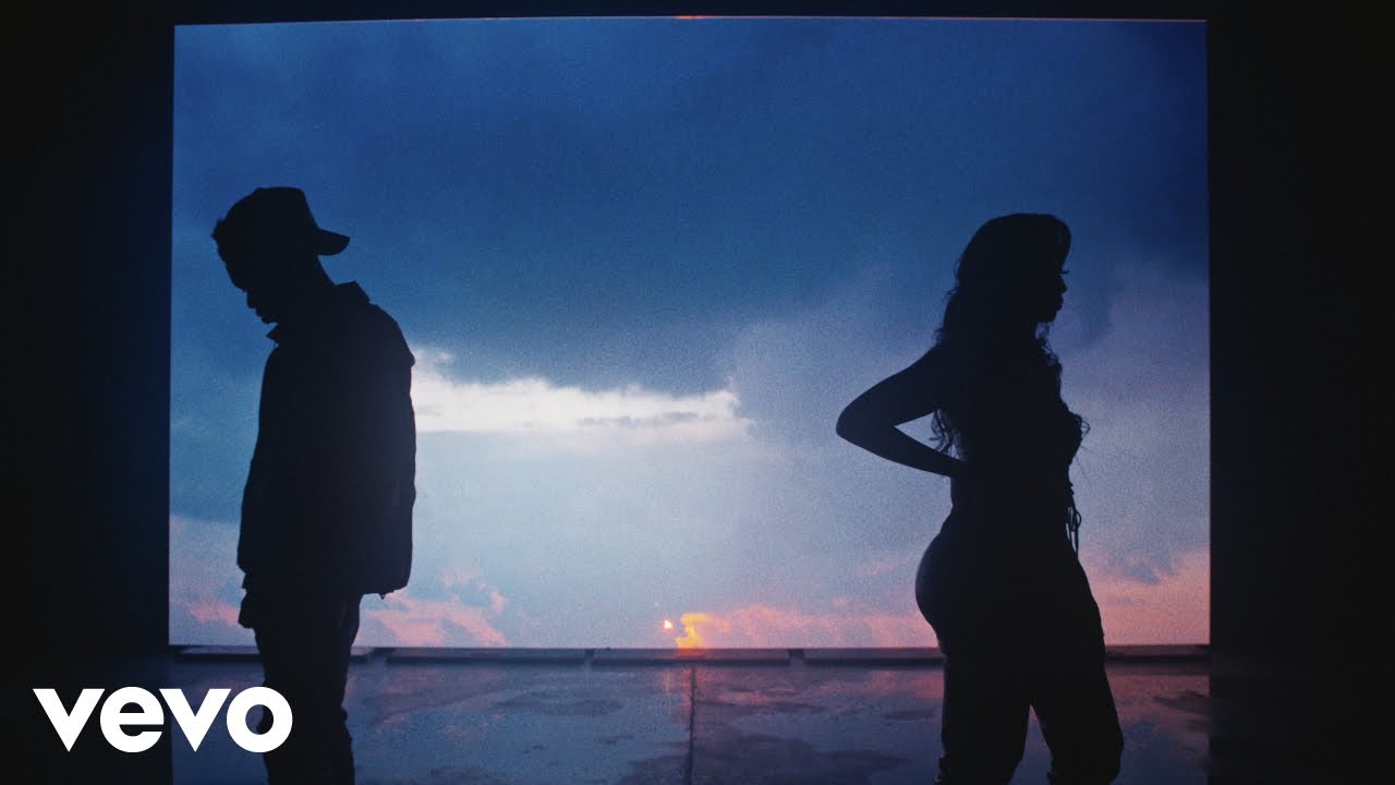 Lil Poppa - Love & War Remix feat. Queen Naija (Official Music Video)