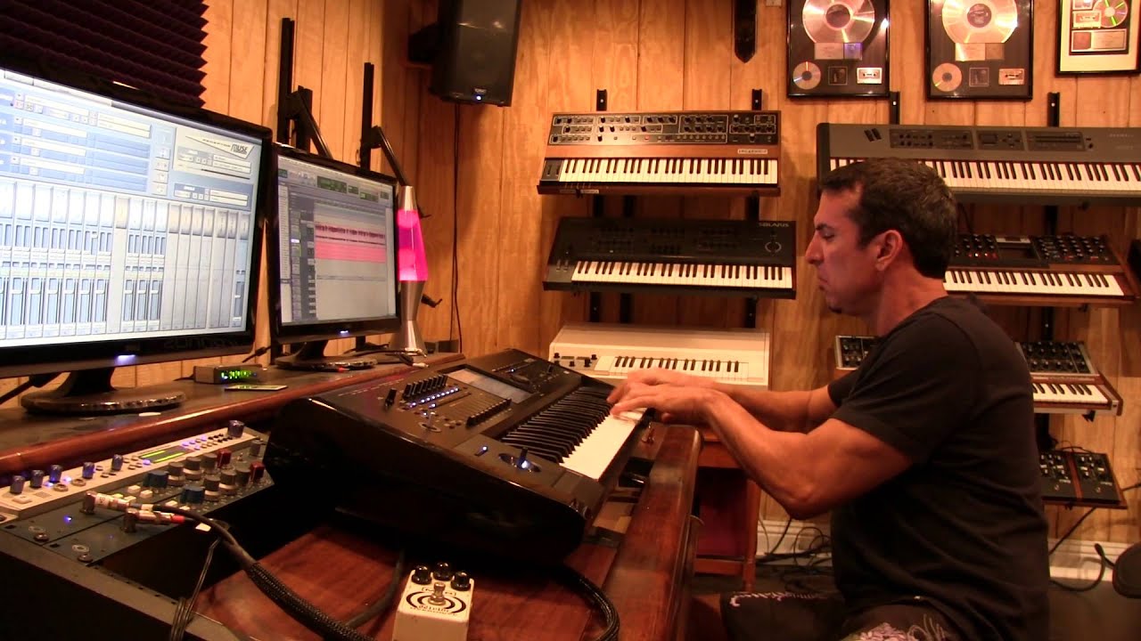 Derek Sherinian Improvising with his KORG Kronos X