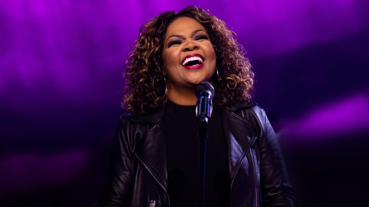CeCe Winans “– Thank God I Do”