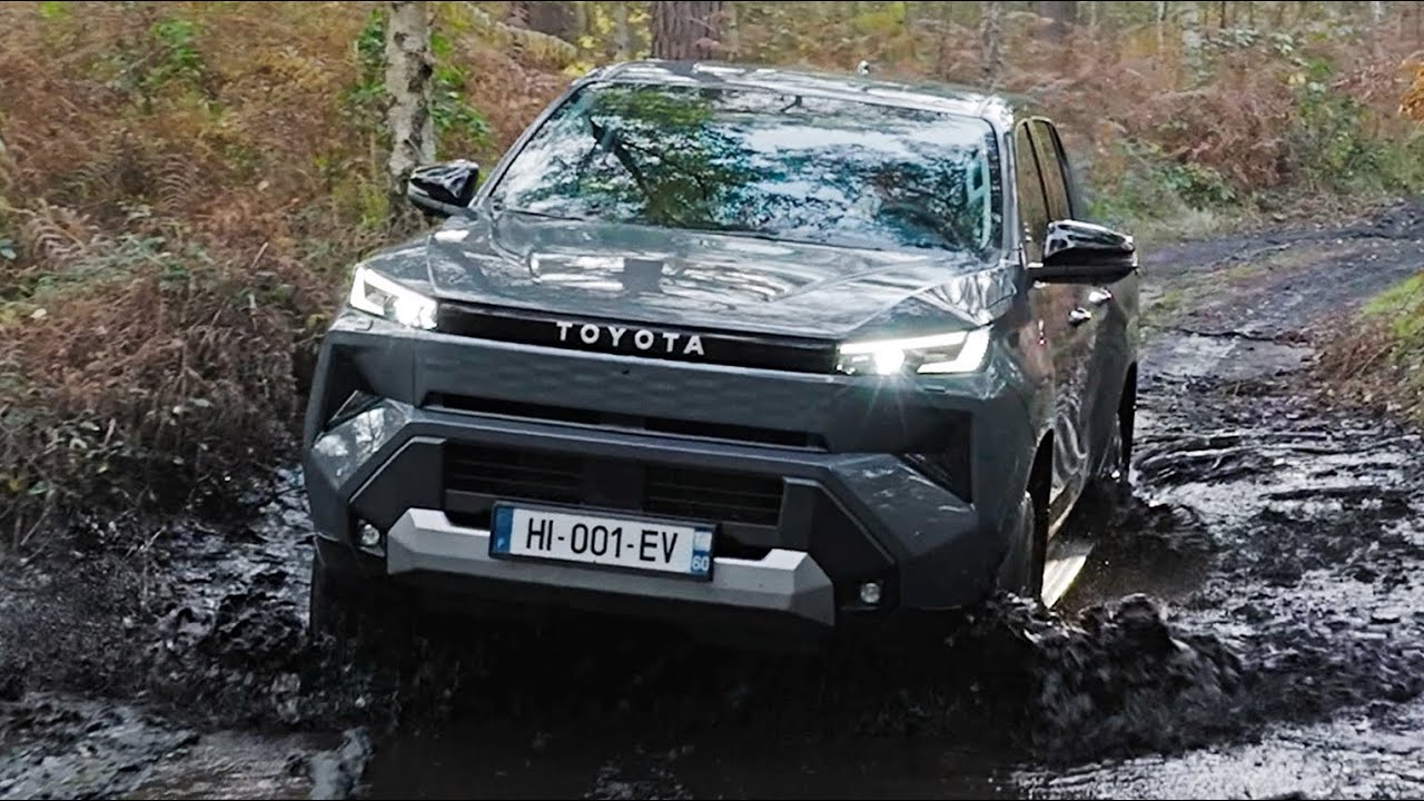 2026 Toyota Hilux BEV - Off-Road Preview