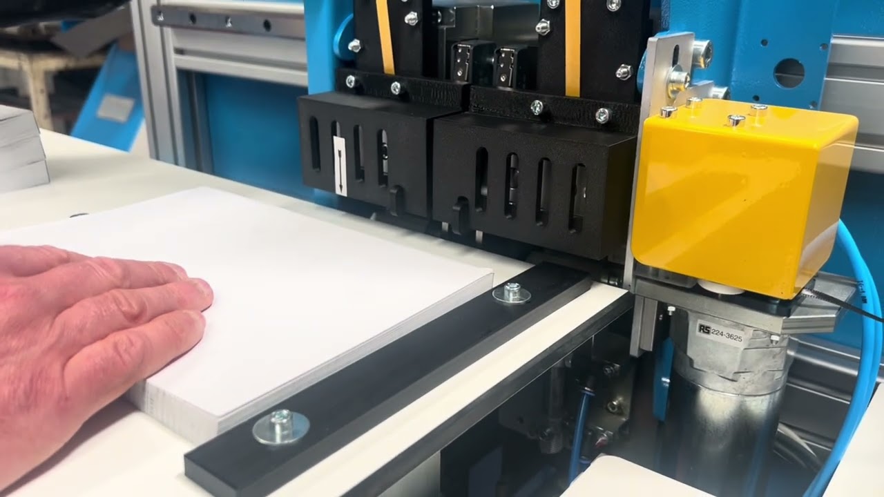 Head and tail banding machine | ribbon inserting | Capri 2 | Zechini