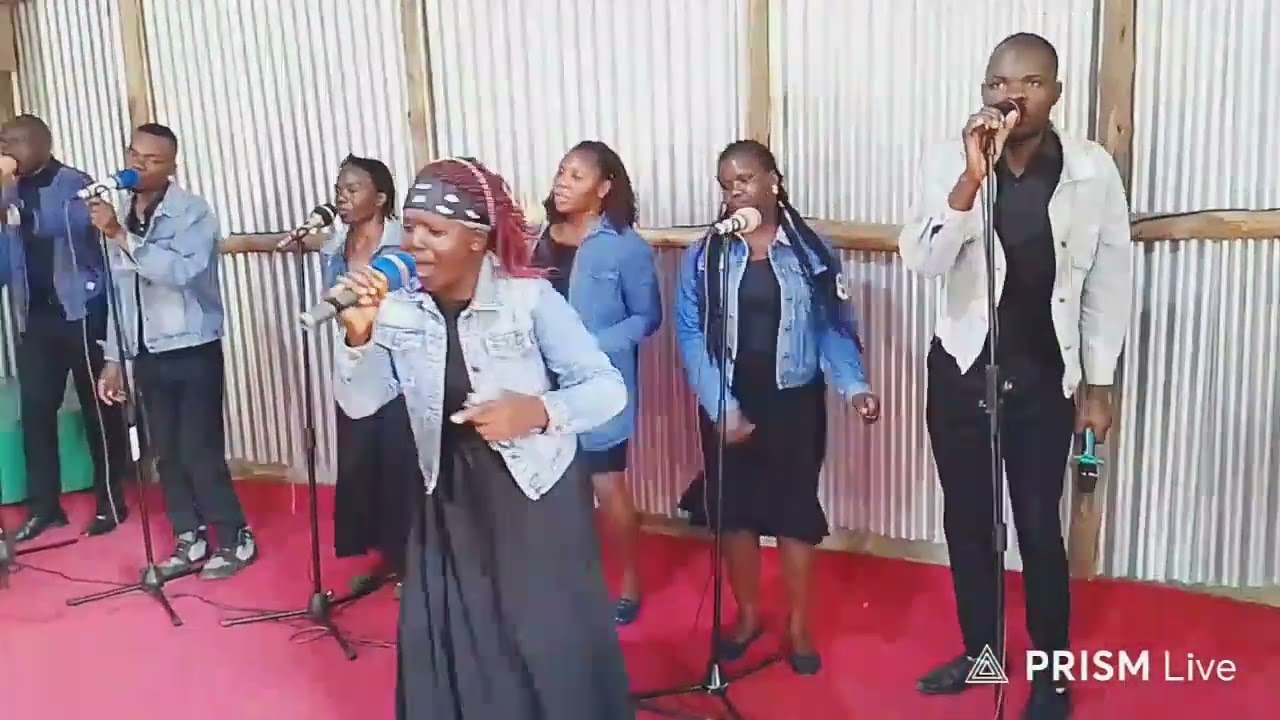 Sis Liz hot praise @GbfkibraNairobi #MorganInstrumentalist 