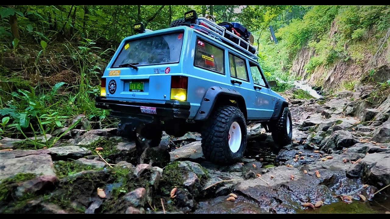 RC Rock Crawler Scale Overlanding Park Trail / Trx-4 Sport / INJORA Jeep & Land Rover