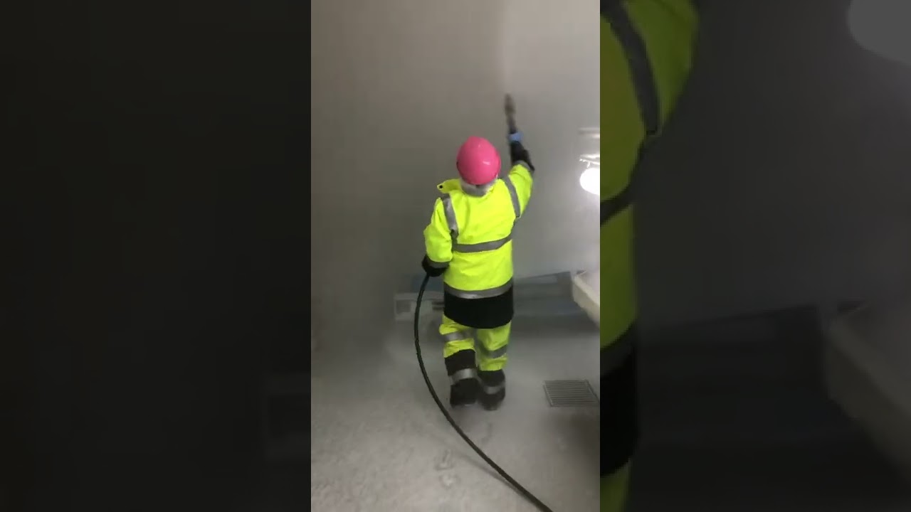 Food Processing Plant Cleaning - Foam Blaster foaming