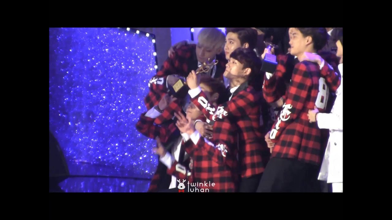 140123 서울가요대상 앵콜 후 단체 기념촬영 EXO 루한 focus