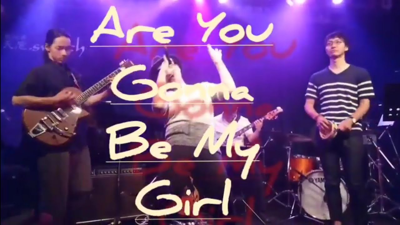 2019/9/9：glow LIVE 2019(Aki solo)/Are You Gonna Be My Girl