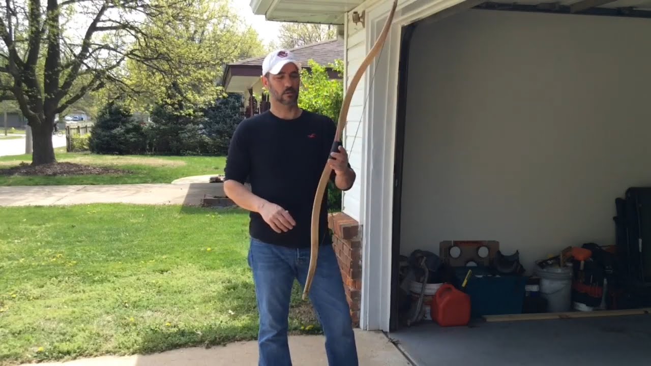 Bodnik Horseman bow first shoots.