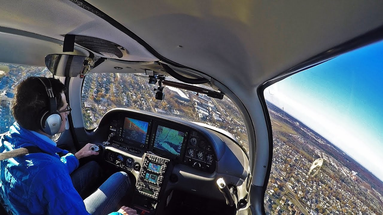 Cirrus SR22 VFR Flight Manassas (KHEF) to Farmingdale (KFRG) ATC Audio