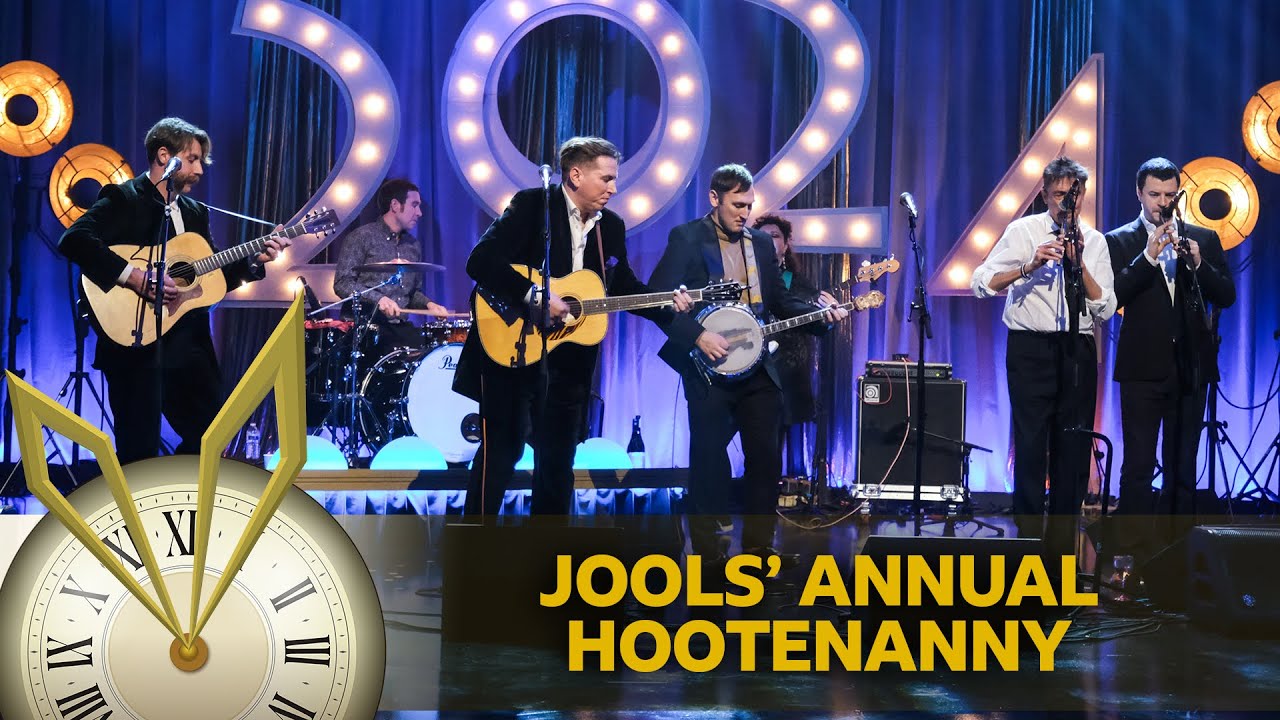 The Mary Wallopers with Spider Stacy - Streams of Whiskey (Jools' Annual Hootenanny)