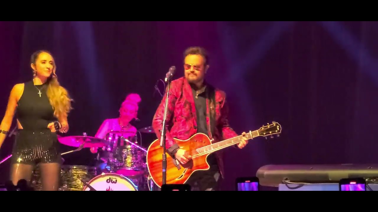 ALEKS SYNTEK - DUELE EL AMOR - HOUSE OF BLUES, HOUSTON, TX - 20072023