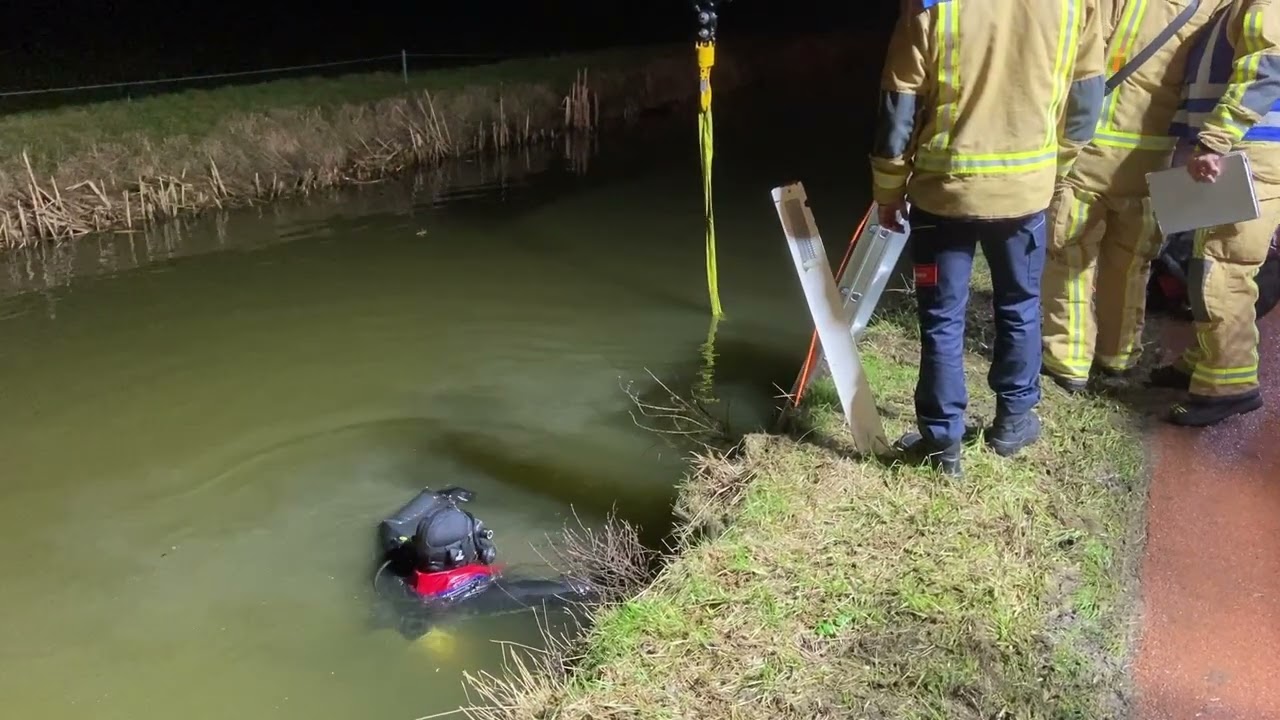 Vroeg nat pak voor scooterrijder