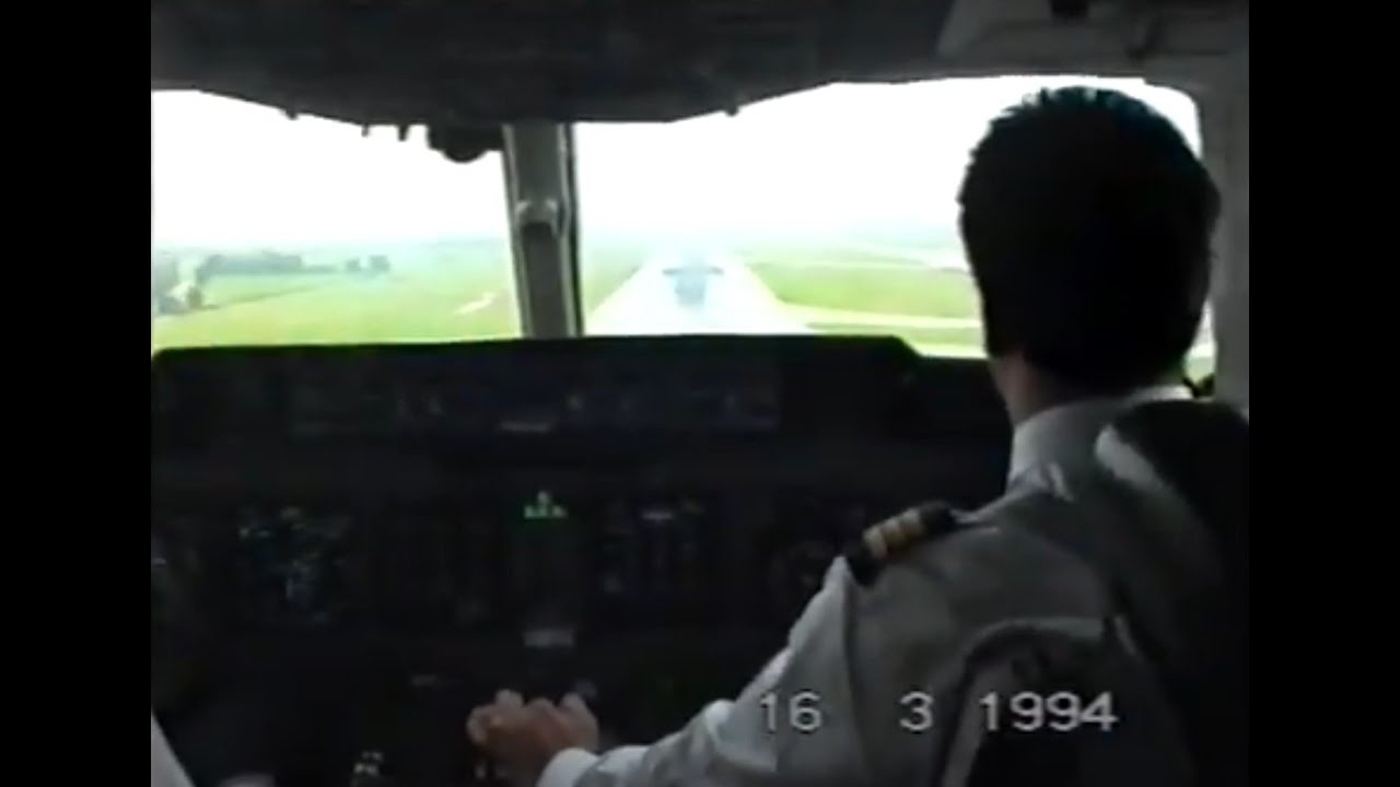 16 MAR 1994 - MD11 I-DUPE arrivo a FCO (Fiumicino) da San Paolo - Com.te Fulvio Chianese