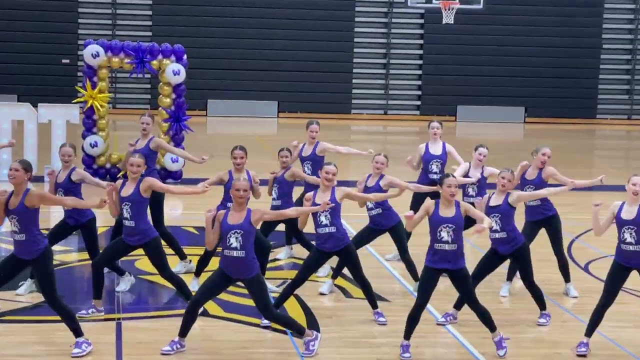 Varsity/ JV Bow wow
