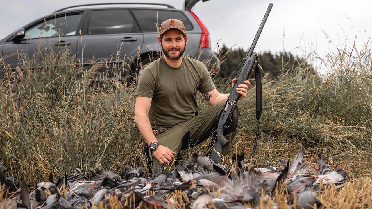 Decoying pigeons with the Browning Maxus II