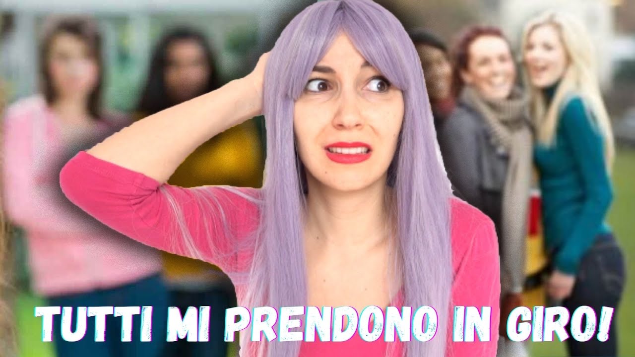 MI PRENDONO IN GIRO PER I MIEI CAPELLI COLORATI VIOLA UNICORNO!