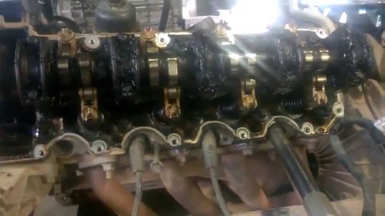 MERCEDES CLASSE A190: reparo corretivo no motor.