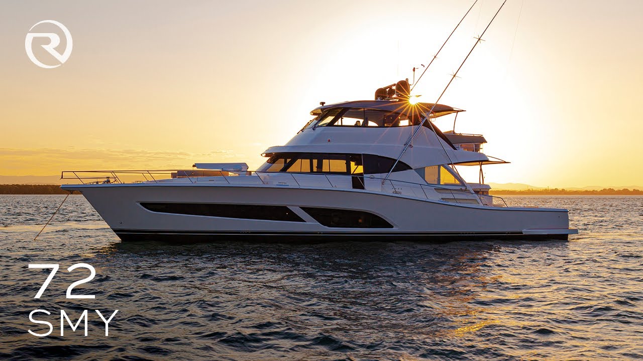 Riviera 72 Sports Motor Yacht