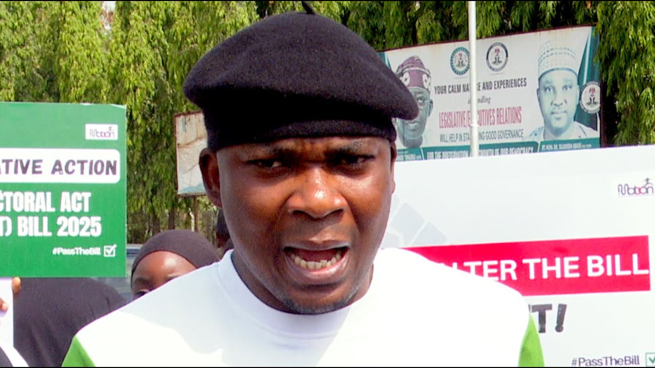 Peter Akah, Protesters Mock National Assembly, Call Out Akpabio, Speaker, All Federal Lawmakers