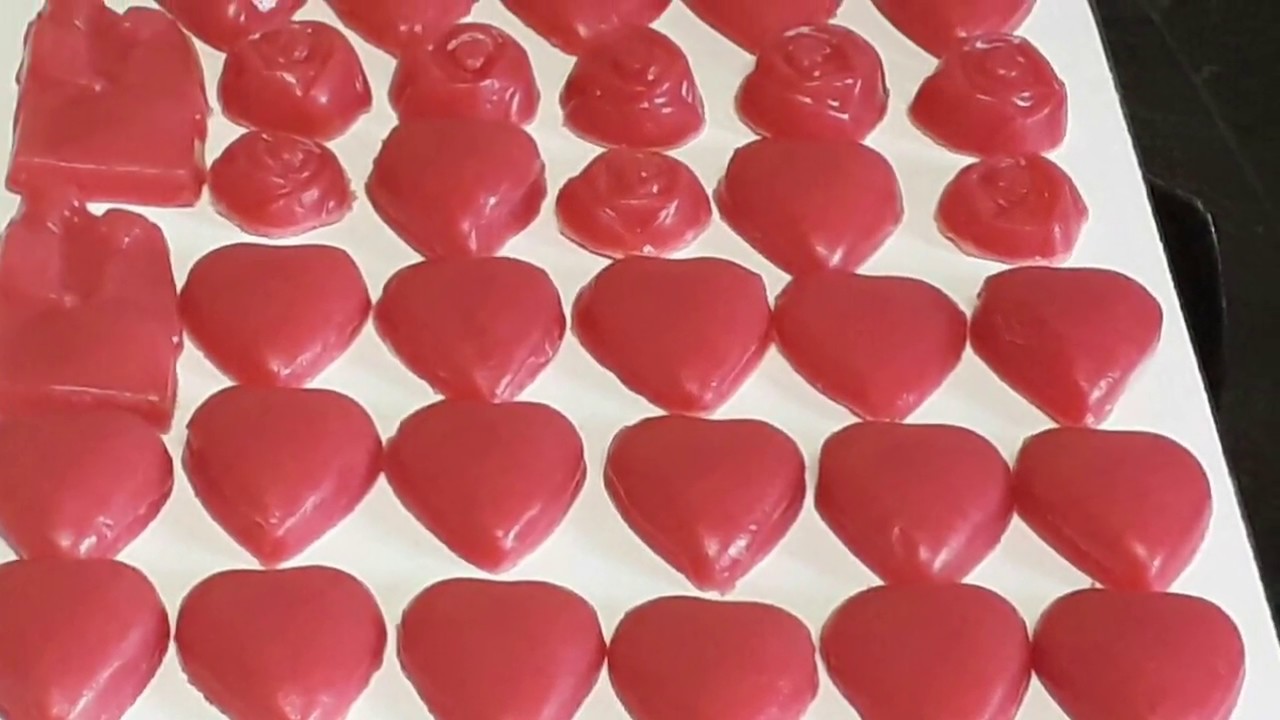 FAÇA COM 1 SABONETE GLICERINADO DE BEBÊ , 33 SABONETES PARA LEMBRANCINHAS .