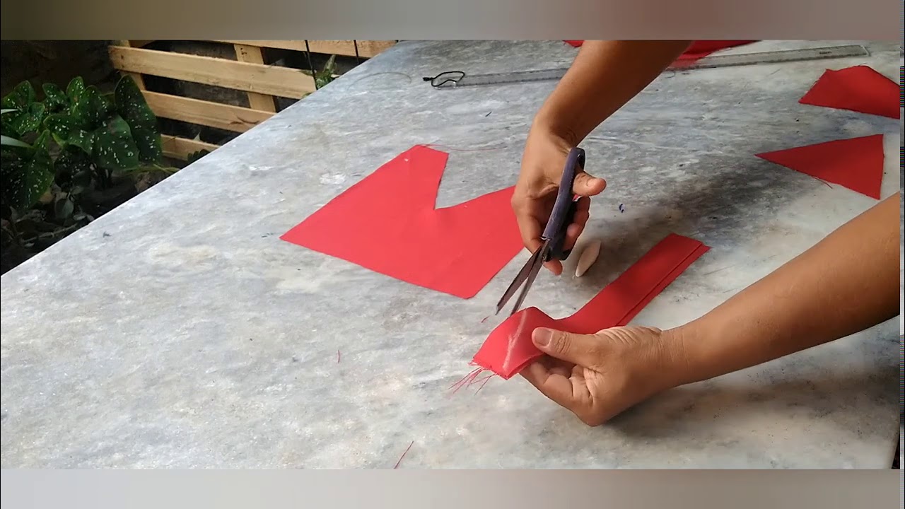 como fazer revel de gola V com pequenos retalhos👍🏻