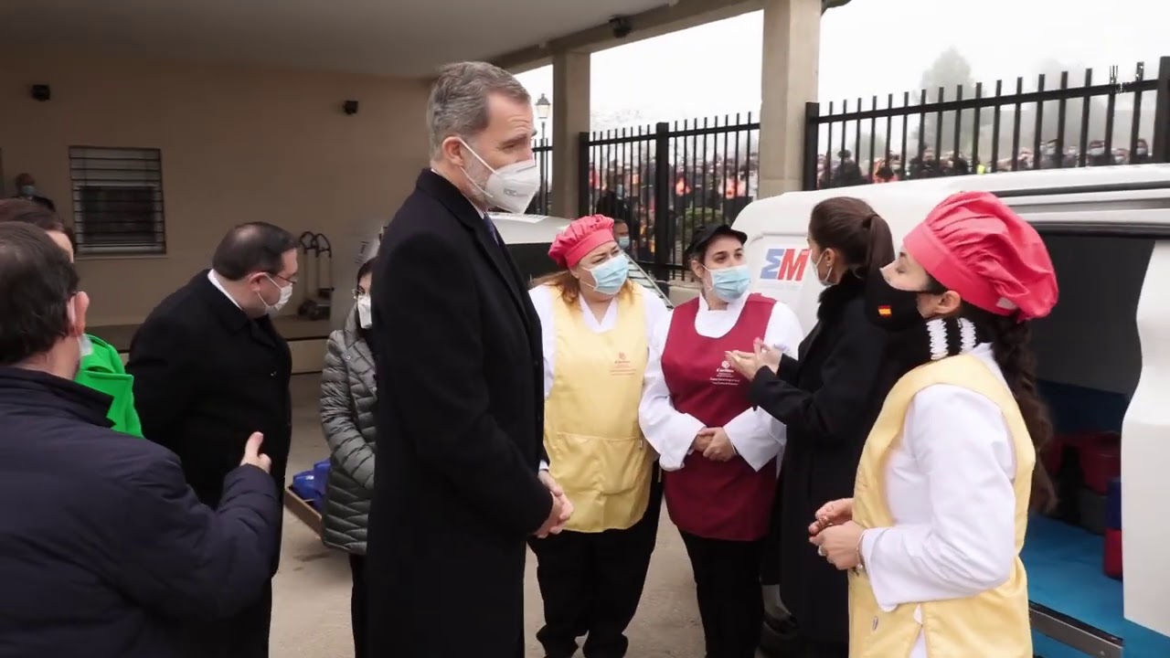 Los Reyes visitan el proyecto de Cáritas de asistencia a domicilio