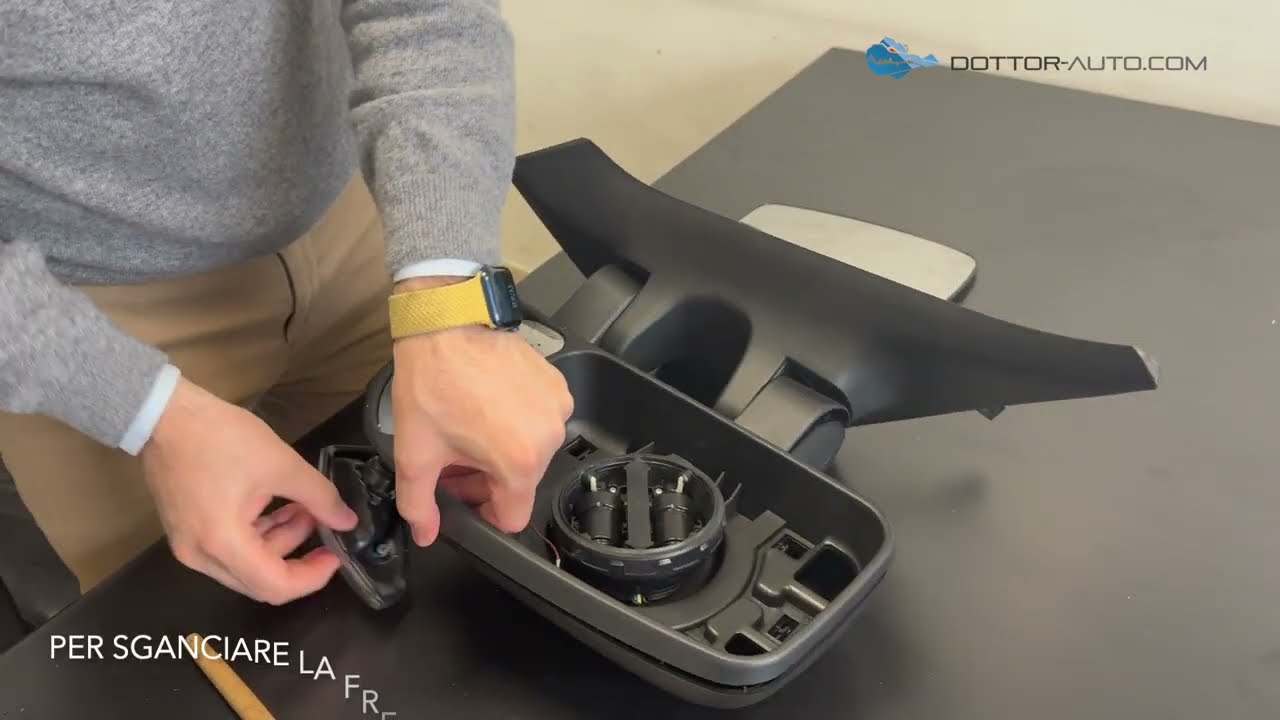 Come Smontare lo Specchietto Retrovisore Renault Master Opel Movano Nissan NV400