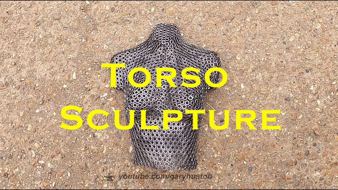 Скульптура женского торса