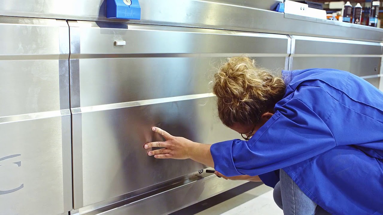 How to change tooling on a SEALPAC RE25 Thermoformer | Sealing + Forming Stations