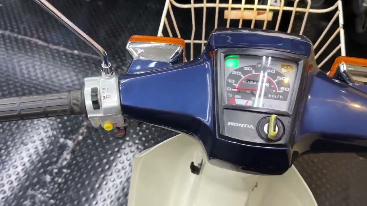 ホンダ　スーパーカブ50カスタム　2002年式　3453km