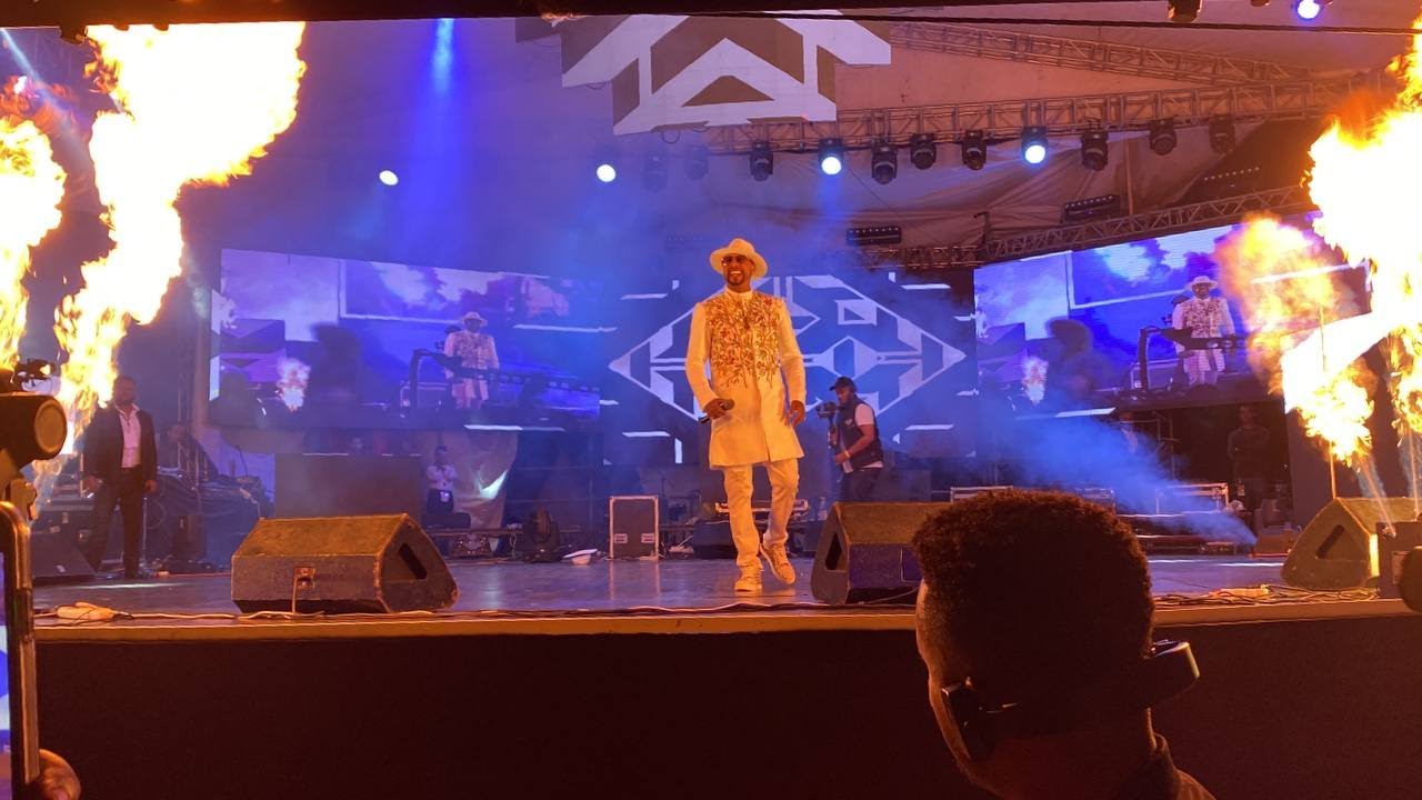 Lij Michael faf 2016 Ethiopian new year eve concert at Sheraton adis PART 3