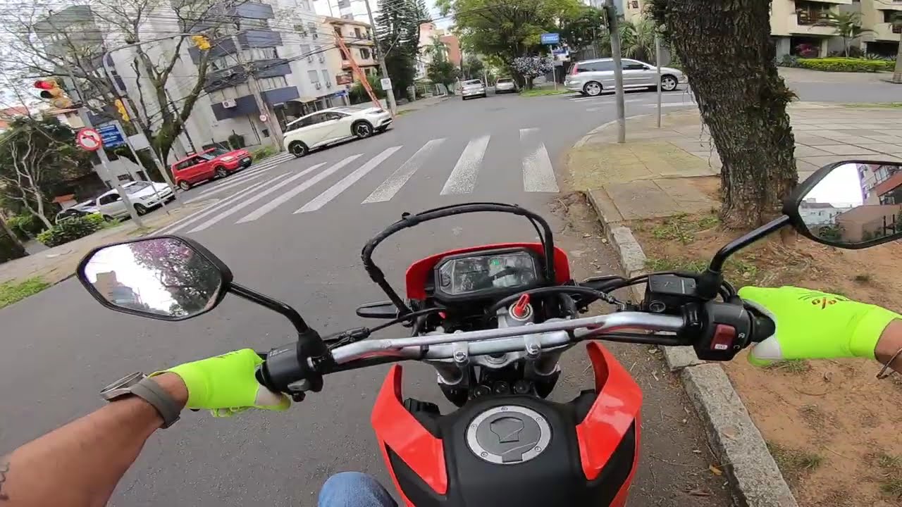 Motovlog de Tornado 300 em Porto Alegre