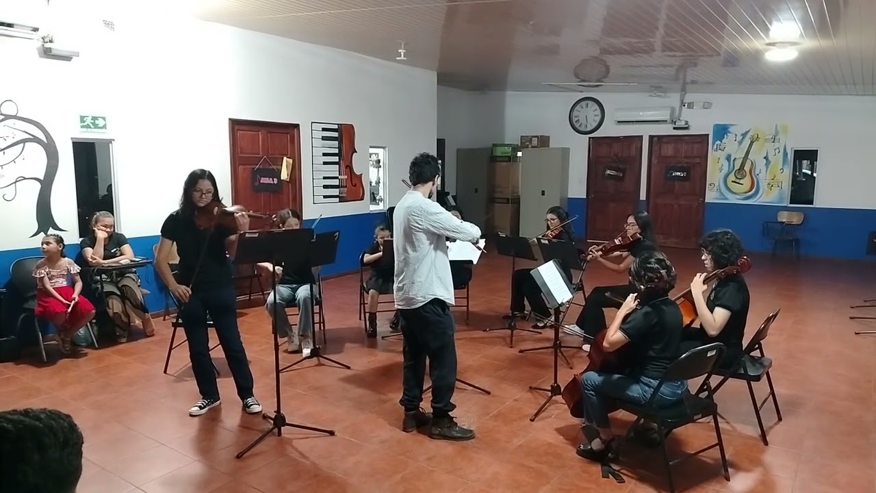 Estrellita. Ponce, Director JP Ocampo, Solista Fabiana García Arias 