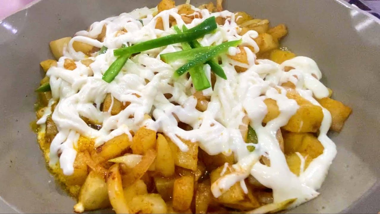 Papitas Enchiladas Gratinadas con Queso Oaxaca