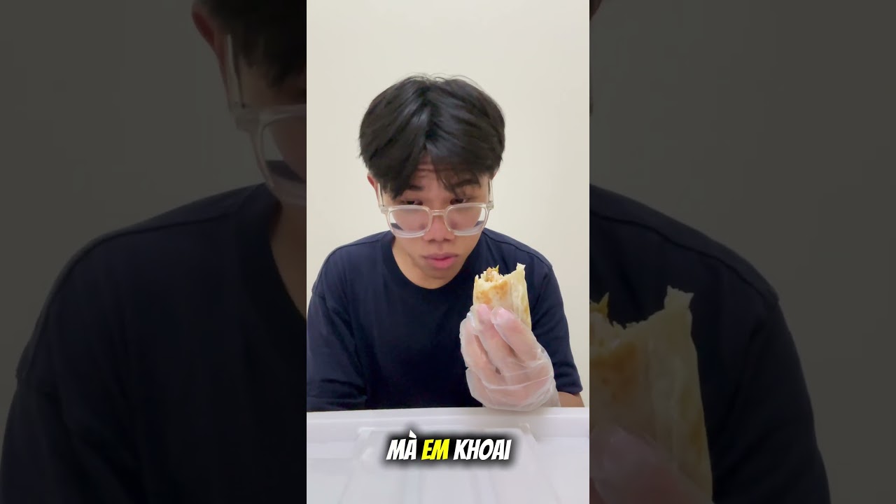 lần đầu ăn thử g&agrave; texas của em khoai #mukbang #reviewdoanvat #foodreview #texaschicken #jollibee