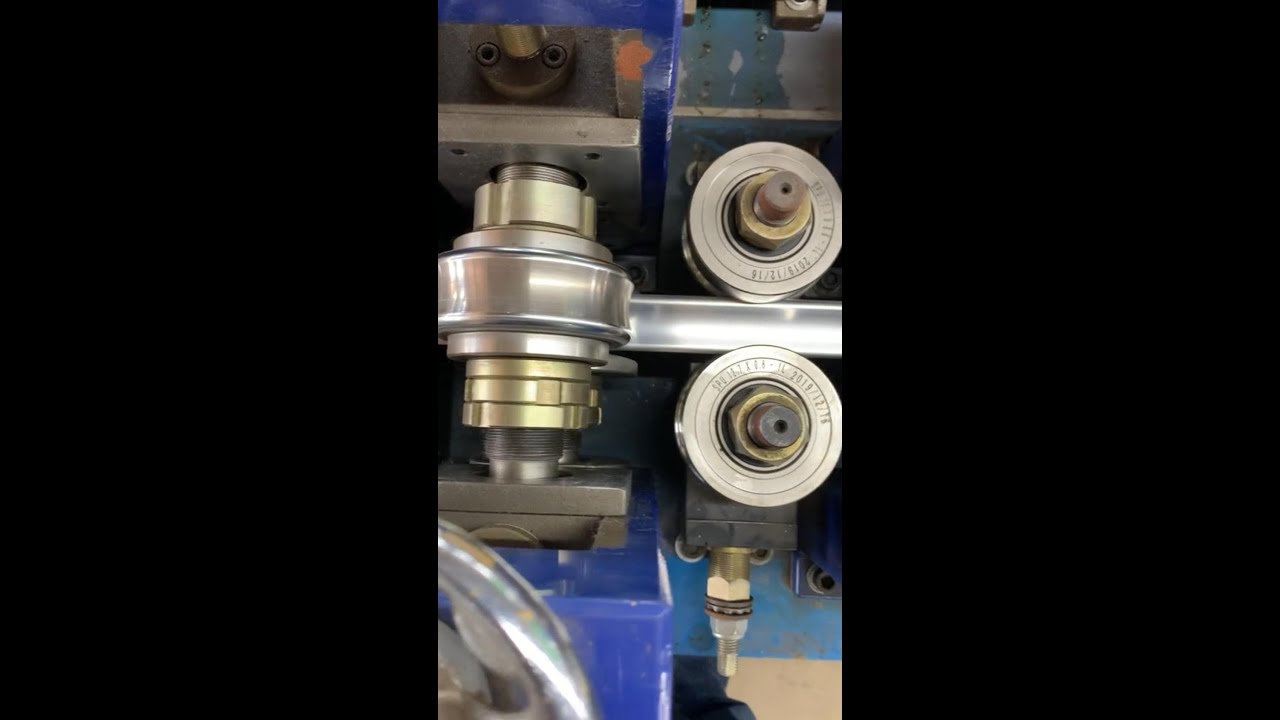 Stainless steel welded pipe production process