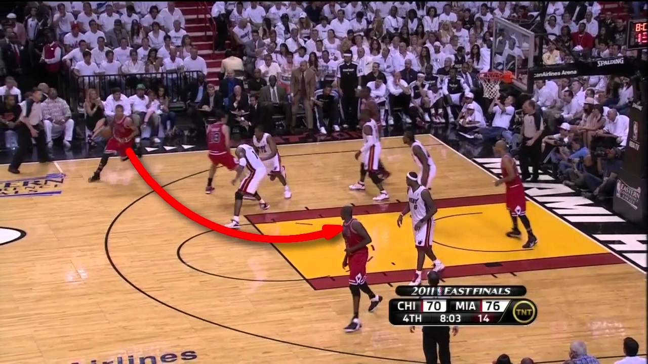 2011 NBA Playoffs: Why Derrick Rose Can't Score in the Fourth Quarter