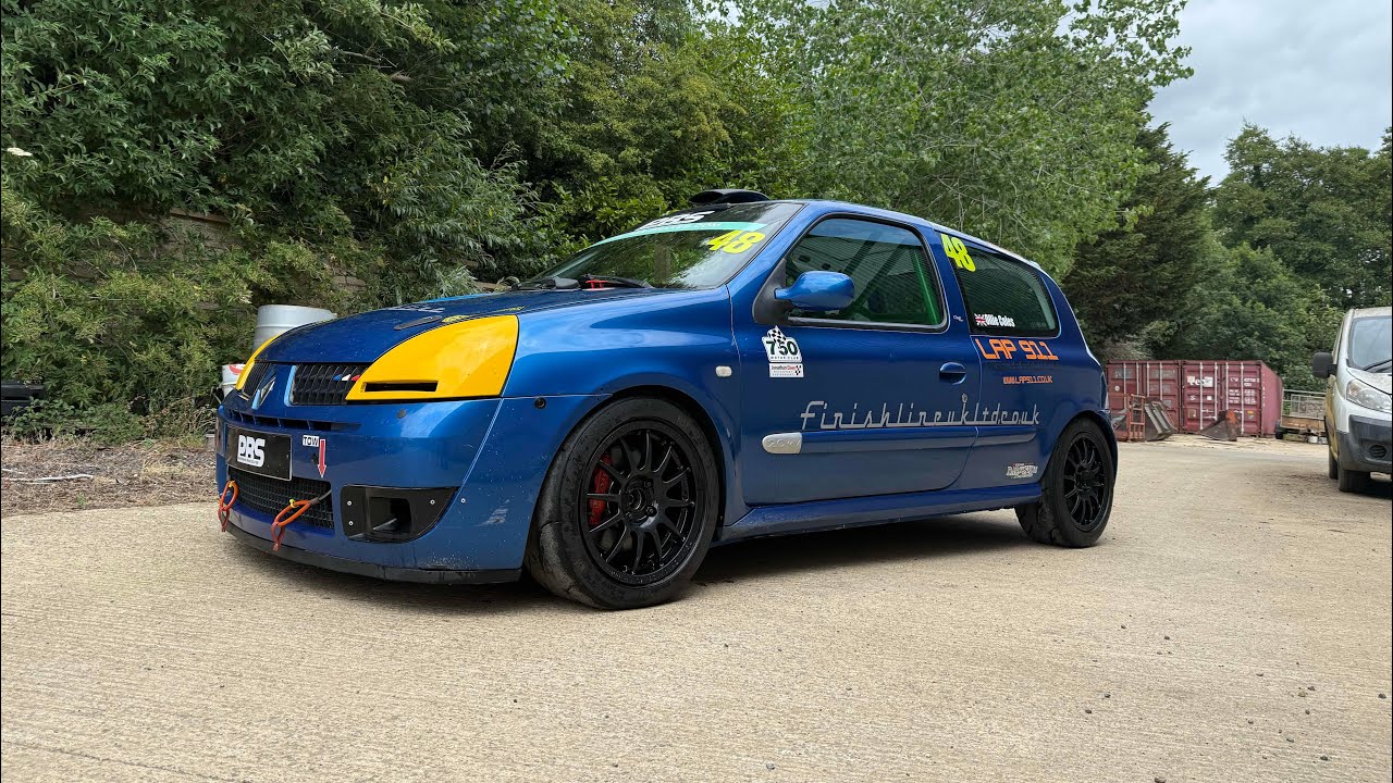 Renaultsport Clio 172 Cup Castle Combe track day raw footage 11/8/25