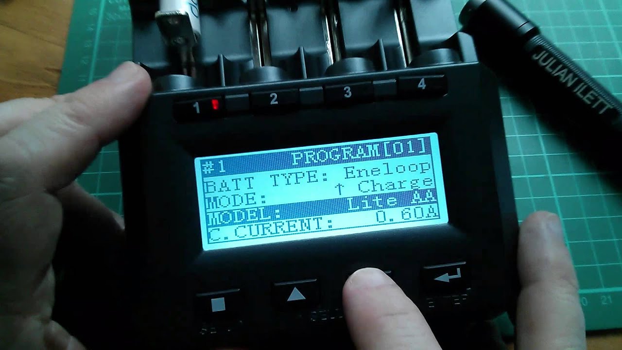 Xmas Gift Idea: SkyRC MC3000 Battery Charger/Analyser