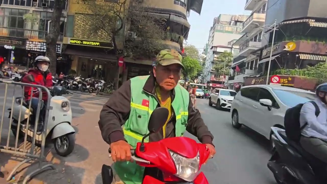 HANOÏ LA CIRCULATION #vietnam # Hanoï #tourism #holliday #visit 