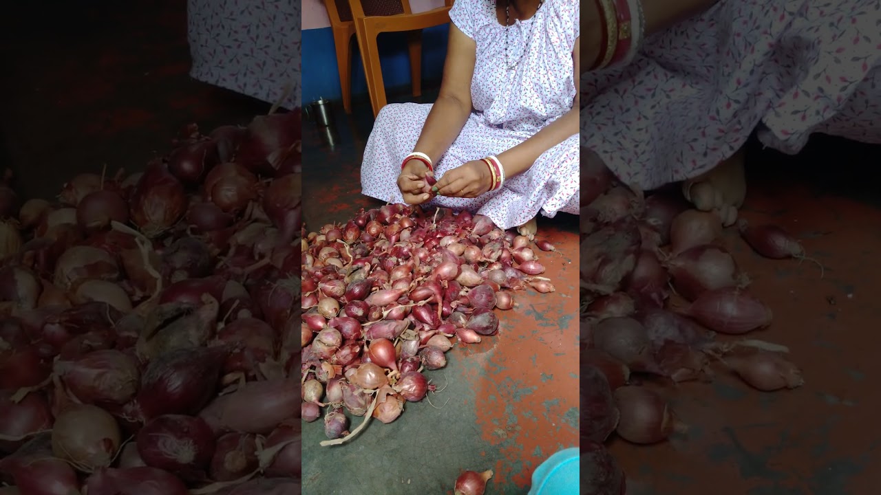 Onion🍅🥔🥗  peeled off 