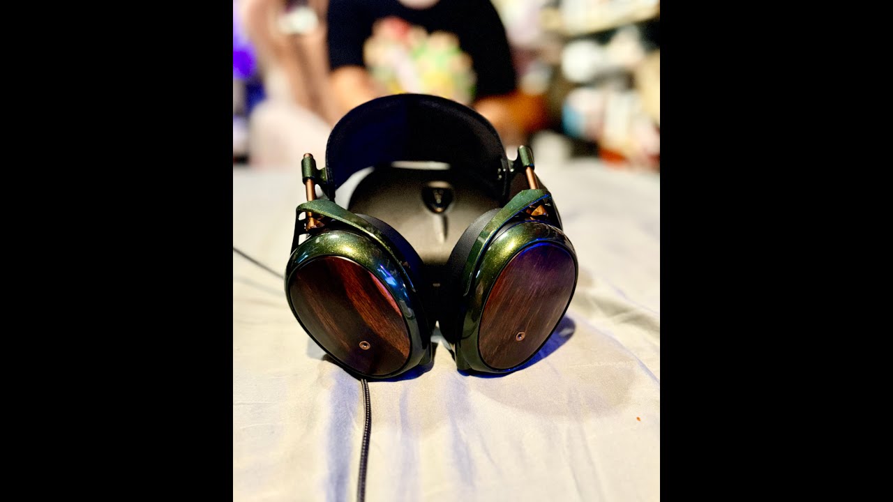 Meze Audio STRADA | Closed Back Dynamic Headphones