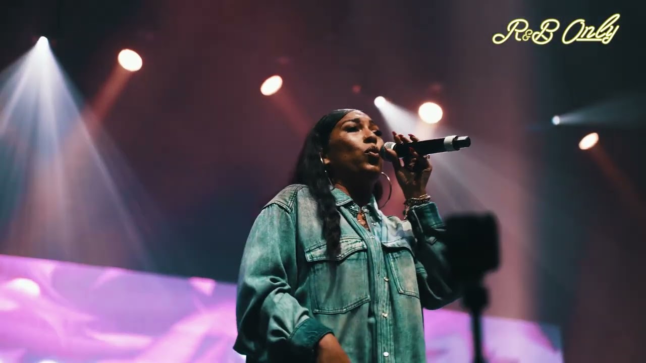Melanie Fiona - "It Kills Me" (Live Performance) at R&B ONLY LIVE in Los Angeles, CA
