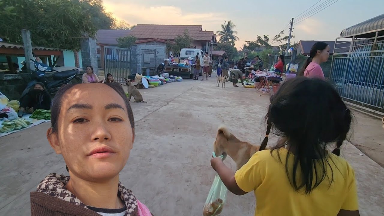 มื้อว่างของสองแม่ลูก