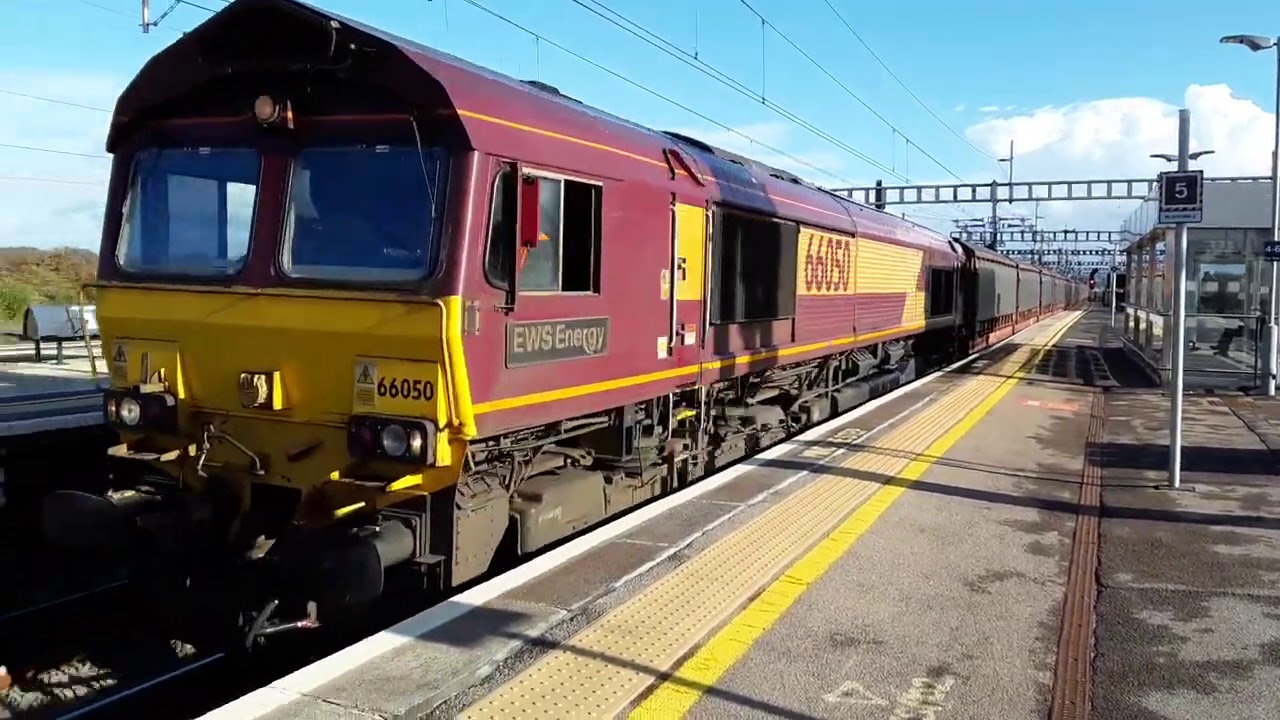 Trains at: Didcot Parkway, GWML, 26/10/2020