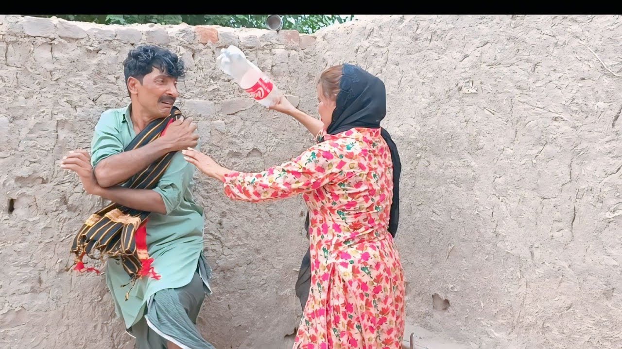 Larraki Run | Mah Noor | Tallu Asif | New Funny comedy video | BATA STAR