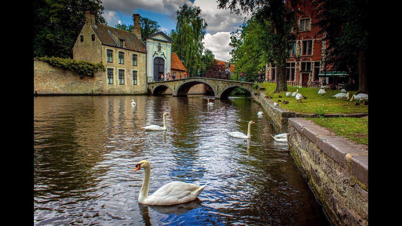 Bruges Belgium بروج البلجيكية
