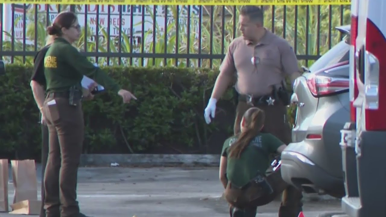 3 shot during attempted robber in northwest Miami-Dade, MDSO says