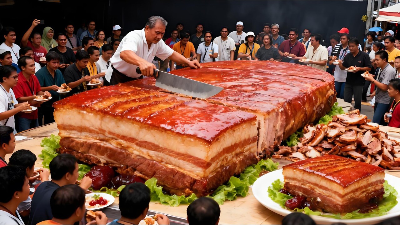 马来西亚街头的“米其林烧肉”，一天只卖3小时！没开门就大排长龙 #麦总去哪吃