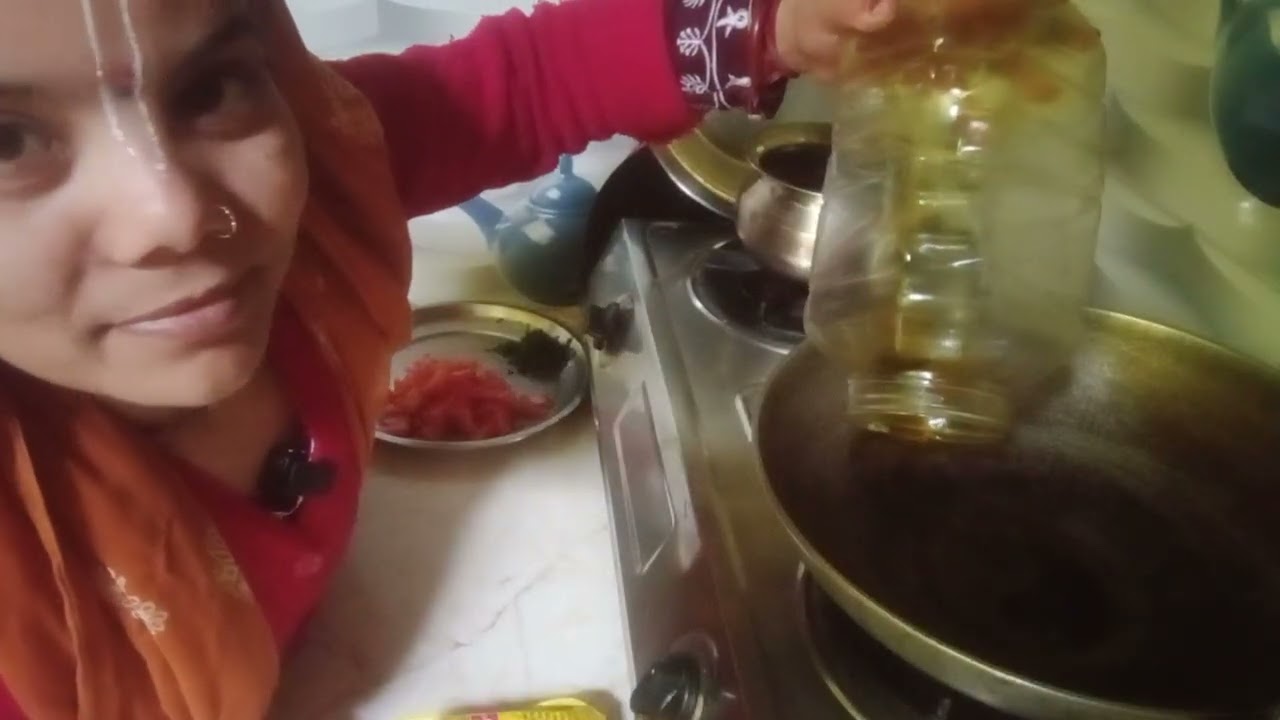 Aaj Humne Banai Satvik Maggi bigar lahsun pyaj ki Radha Rani ki Jay Shyama Pyari ki Jay🙏🙏🌹🙏🙏😜😜🍇🍏😜😋👌🏻
